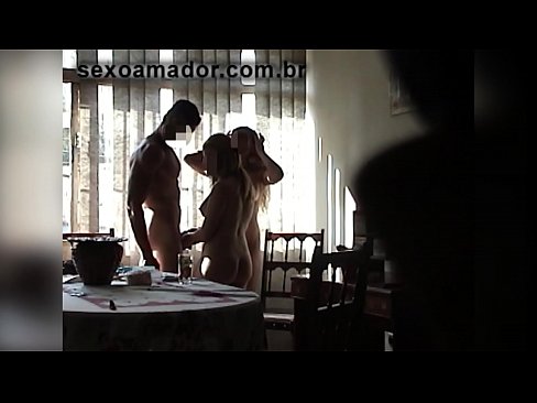 ❤️ Els amics sexuals conviden un home gegant i un trio amb ell Súper sexe al ca.teatroporno.ru